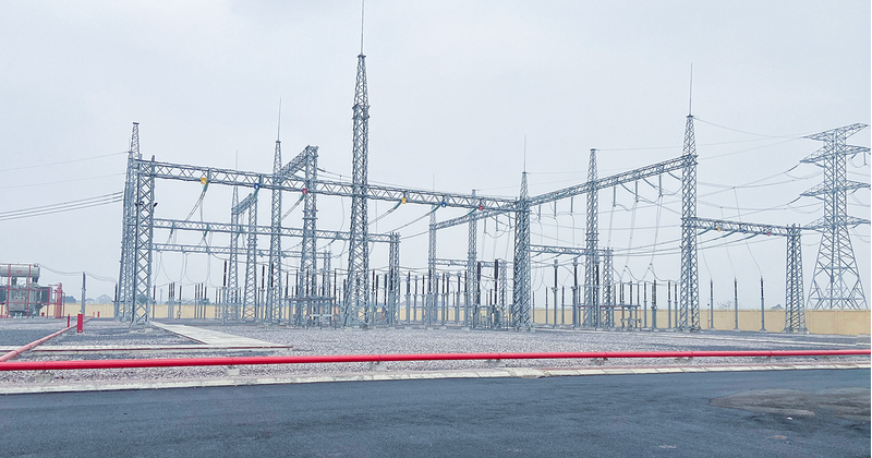 Successfully energizing 220kV Yen My substation and transmission line, Hung Yen province
