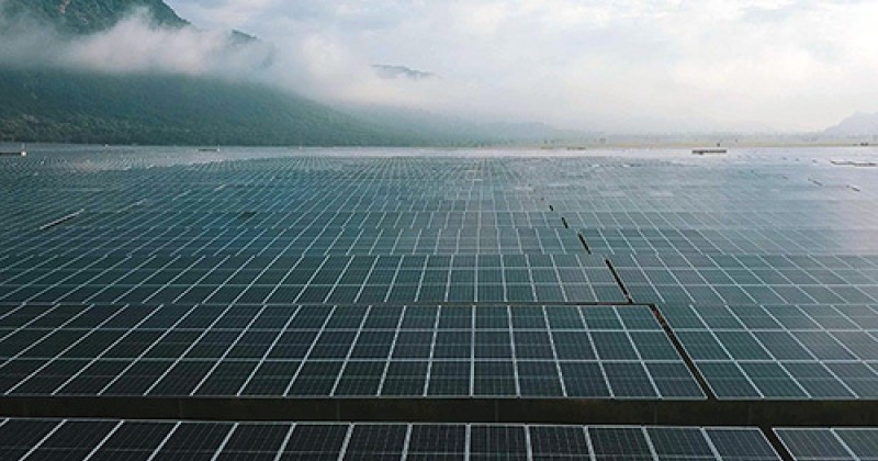 Nhà máy điện mặt trời 3.000 tỷ đồng ở miền Tây hoạt động